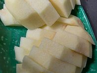 아점먹구 사과먹어요~
