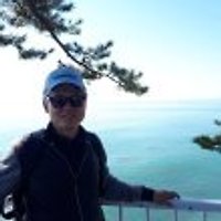 작가 프로필 이미지