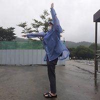 작가 프로필 이미지