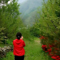 작가 프로필 이미지