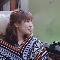 작가 프로필 이미지