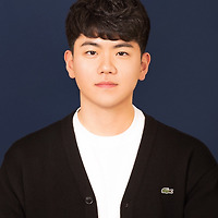 작가 프로필 이미지