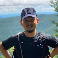 작가 프로필 이미지