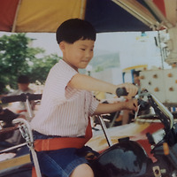 작가 프로필 이미지