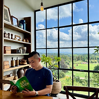 작가 프로필 이미지