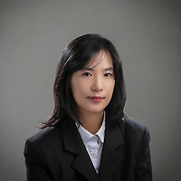 작가 프로필 이미지