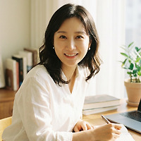 작가 프로필 이미지