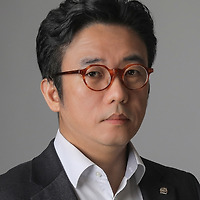 작가 프로필 이미지