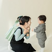 작가 프로필 이미지