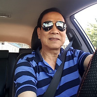 작가 프로필 이미지