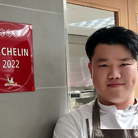 작가 프로필 이미지