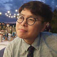 작가 프로필 이미지