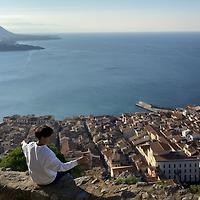 작가 프로필 이미지