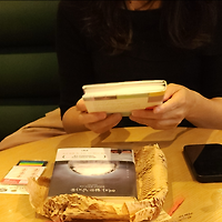 작가 프로필 이미지