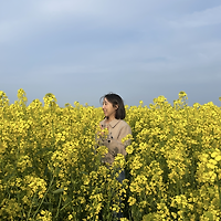 작가 프로필 이미지