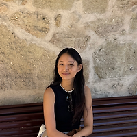 작가 프로필 이미지