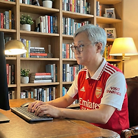 작가 프로필 이미지