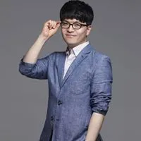 작가 프로필 이미지