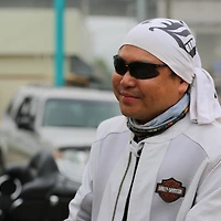 작가 프로필 이미지