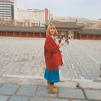 작가 프로필 이미지