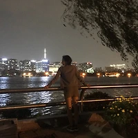 작가 프로필 이미지