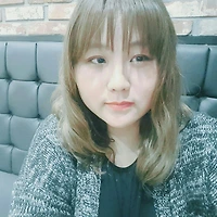 작가 프로필 이미지