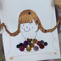 작가 프로필 이미지