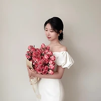 작가 프로필 이미지