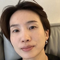 작가 프로필 이미지