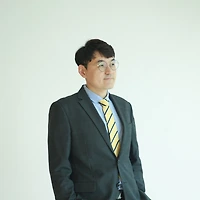 작가 프로필 이미지