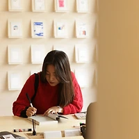 작가 프로필 이미지