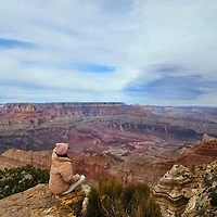 작가 프로필 이미지