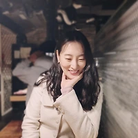 작가 프로필 이미지