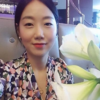 작가 프로필 이미지