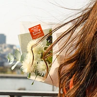 작가 프로필 이미지