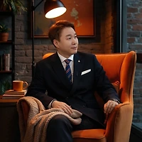 작가 프로필 이미지