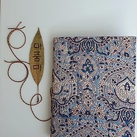 작가 프로필 이미지