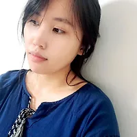 작가 프로필 이미지