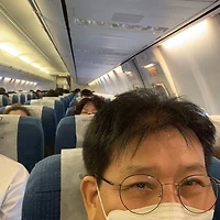 작가 프로필 이미지