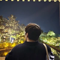 작가 프로필 이미지