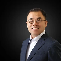 작가 프로필 이미지