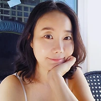 작가 프로필 이미지