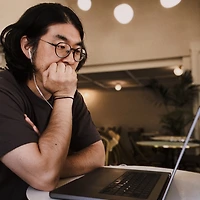 작가 프로필 이미지