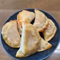 작가 프로필 이미지