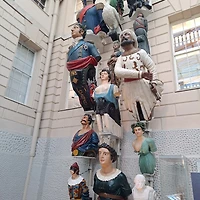 작가 프로필 이미지