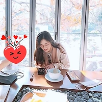 작가 프로필 이미지