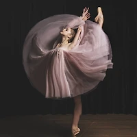 작가 프로필 이미지