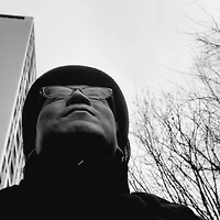 작가 프로필 이미지