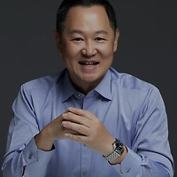 작가 프로필 이미지