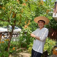 작가 프로필 이미지